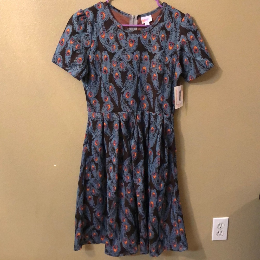 NWT Lularoe peacock print Amelia-M